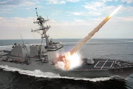 Mỹ đẩy nhanh tiến độ tích hợp tên lửa đánh chặn PAC-3 MSE vào khu trục hạm Aegis