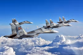 Không quân Venezuela còn bao nhiêu tiêm kích F-16 và Su-30MK2 sẵn sàng chiến đấu?