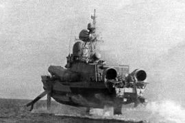 [ẢNH] Báo Mỹ kinh ngạc trước ‘cơn bão tên lửa’ của Hải quân Liên Xô