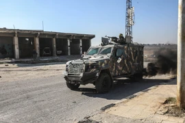 Phiến quân HTS nhanh chóng thiết lập quyền kiểm soát vùng ngoại ô phía Bắc Homs