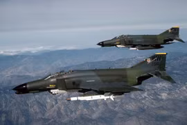 'Thợ săn radar' AGM-78 Standard 'vượt trội Shrike' chẳng thể khuất phục phòng không Việt Nam