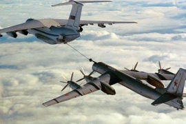 Máy bay săn ngầm Tu-142MK của Nga thiết lập cột mốc lịch sử