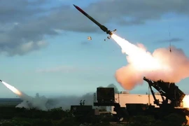 Hệ thống phòng không Patriot Mỹ học cách ‘bắn ngược’ theo tên lửa S-400 Nga