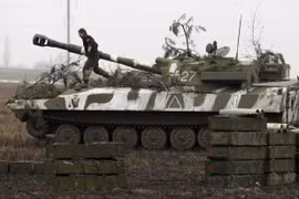 [ẢNH] Ly khai miền Đông được phép tấn công phủ đầu quân đội Ukraine