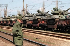 [ẢNH] Tổng tham mưu trưởng Ukraine phản ứng khi 28 nhóm tác chiến Nga áp sát biên giới