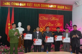 Thăm hỏi, chúc Tết các đơn vị chăm sóc, điều trị cho người nghiện, nhiễm HIV