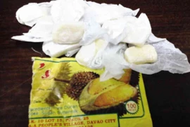 Philippines: Bắt giữ 12 người bán kẹo sầu riêng nhiễm độc