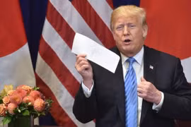 Ông Donald Trump bị thu lại lá thư của Chủ tịch Triều Tiên gửi