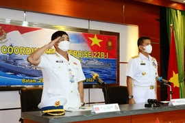 Đảm bảo an ninh hàng hải, xây dựng lòng tin giữa hải quân Việt Nam và Indonesia 