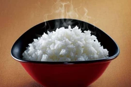 Hễ no cơm tẻ thì thôi mọi bề...