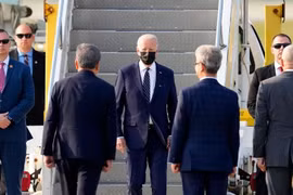 Bê bối của nhân viên mật vụ trong đoàn tháp tùng Tổng thống Mỹ đến Hàn Quốc