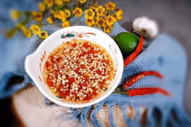Nước mắm trong mâm cơm người Việt