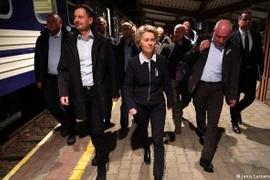 Những chuyến tàu đêm chở các nhà lãnh đạo thế giới tới Ukraine