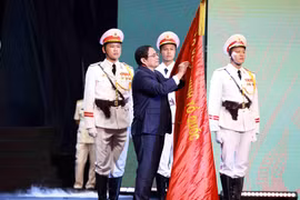 Lực lượng Cảnh sát nhân dân đón nhận Huân chương Hồ Chí Minh 