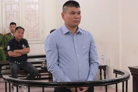 Dùng súng bắn người từ việc sàm sỡ phụ nữ ở quán bar