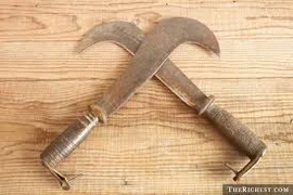 Người đàn bà đanh đá khiến chồng con lâm vào tù tội