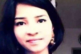 Cha bóp cổ con gái đến chết vì ăn cắp bao cao su cho bạn trai