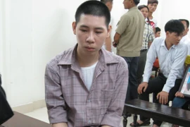 Nữ nhân viên tẩm quất bị đánh chết vì không chịu… tập thể dục