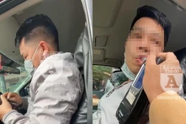 Kiểm tra, phát hiện lái xe ô tô vi phạm nồng độ cồn chiều 30 Tết