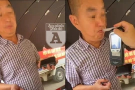 [CLIP] Nồng nặc mùi rượu bia, lái xe nói lý do 'hài hước' tại chốt 141