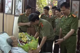 Tri ân những đồng chí, đồng đội