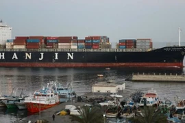 Hãng tàu Hanjin phá sản bỏ lại hơn 4.100 container rỗng ở Việt Nam
