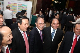 Thắt chặt tài khóa, tiền tệ phải đúng liều lượng