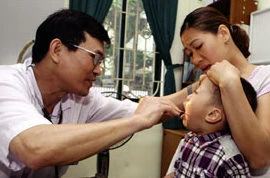 Dịch tay chân miệng vẫn diễn biến bất thường