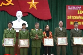 Thực hiện tốt kế hoạch cấp đổi sổ hộ khẩu