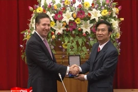 Thứ trưởng Thường trực Bộ Công an tiếp khách quốc tế