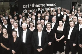 Hòa nhạc ngoài trời quảng bá về Việt Nam