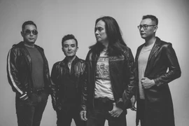 Ban nhạc Bức Tường trở lại với ca khúc “Tháng mười”