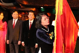 Nhà hát Múa rối Việt Nam đón nhận Huân chương Độc lập Hạng Ba