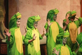 Vở rối nước chào đón Giáng sinh 2016