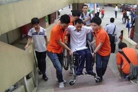 Hà Nội ban hành 2 bộ quy tắc ứng xử vào ngày 1-1-2017