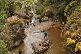 3 du khách người Anh tử nạn tại thác Datanla, Đà Lạt