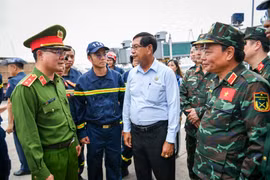 Việt Nam hỗ trợ gần 30 tấn hàng cứu trợ cho Myanmar sau động đất