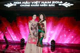 Ngọc Hân đọ sắc với Tú Anh trong đêm chung khảo miền Bắc Hoa hậu Việt Nam