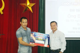 Báo An ninh Thủ đô trao giải cuộc thi "Vui cùng EURO 2016"