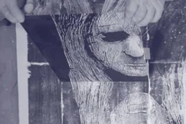 In khắc thạch cao trên giấy dó