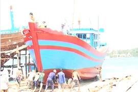 Trung Quốc cấm biển phi lý: Ngư dân vẫn bình thản ra khơi 