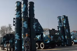 Trung Quốc cung cấp tên lửa HQ-9, UAV cho Uzbekistan và Turkmenistan 