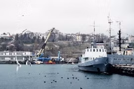 Cảnh sát biển Ấn Độ đuổi bắt một tàu thương mại Nga