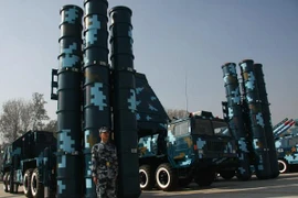 Trung Quốc cung cấp tên lửa HQ-9, UAV cho Uzbekistan và Turkmenistan 