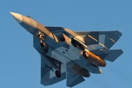 Không quân Nga chính thức được biên chế T-50 vào năm 2016