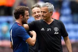 M.U sau 100 ngày Mourinho đến