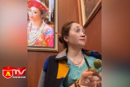 Xử phạt cô đồng xem bói online gây xôn xao dư luận 7,5 triệu đồng 