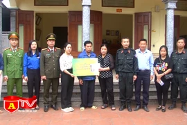 Hoạt động ý nghĩa của chiến sĩ cảnh sát cơ động, phòng cháy chữa cháy và người làm báo Công an Thủ đô