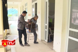  Những thầy thuốc nặng lòng với bệnh nhân phong