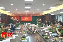 Nhân rộng mô hình xã, phường điểm về thu hồi vũ khí, vật liệu nổ 